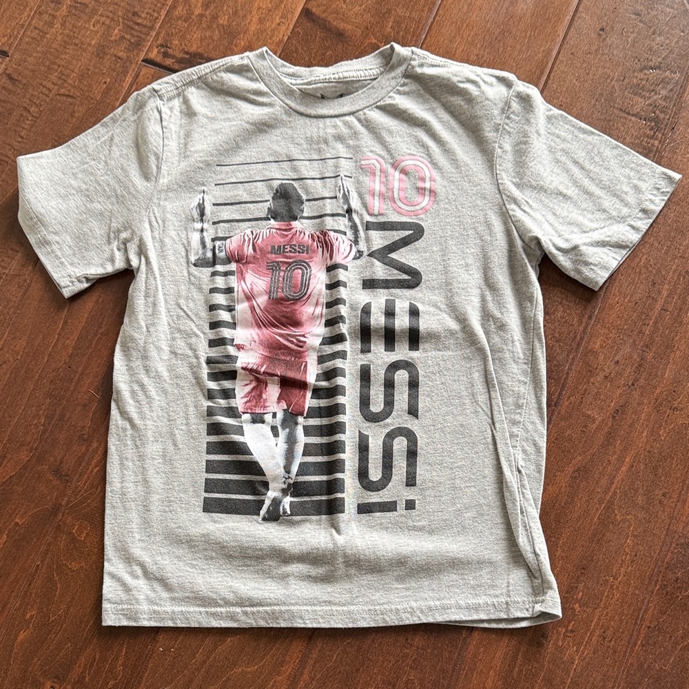 Kids size Medium 10/12 Messi Tee